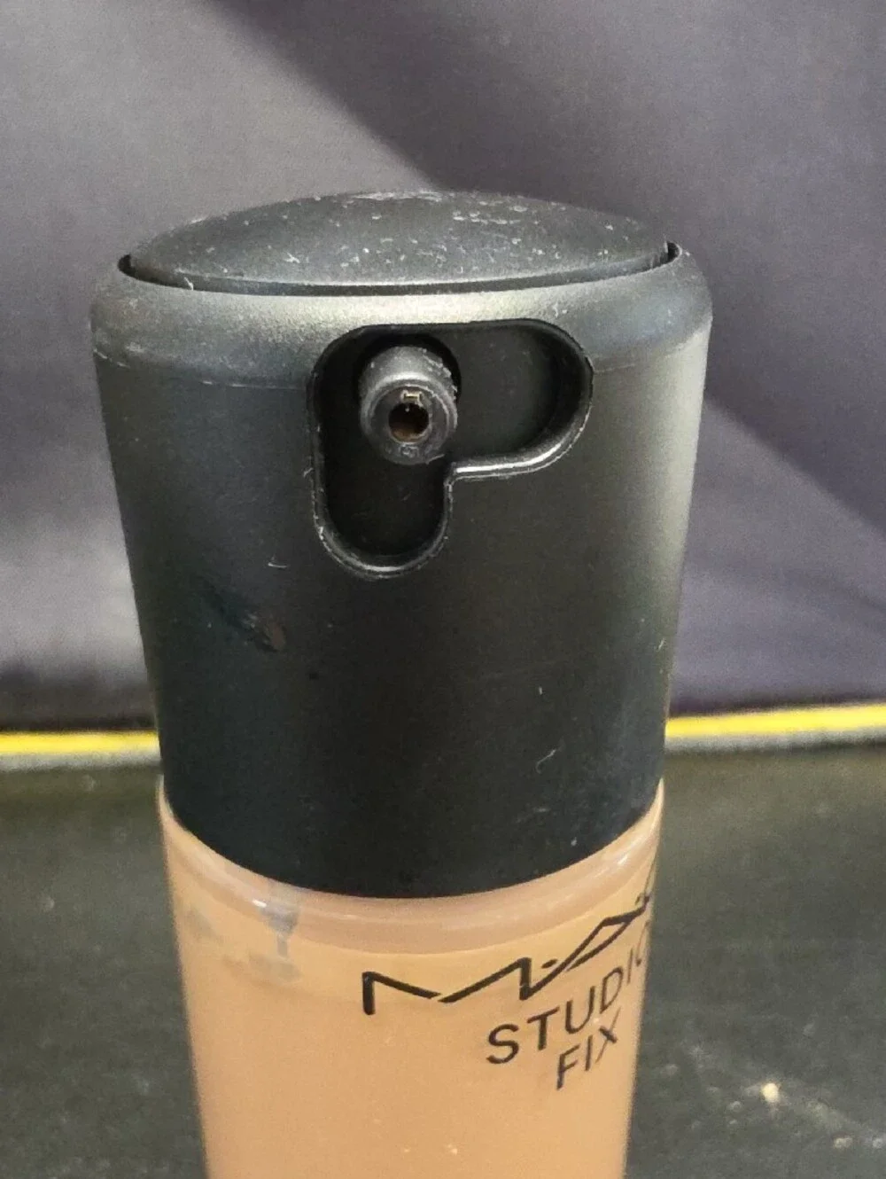 MAC Cosmetics Studio Fix Fluid Foundation NC35